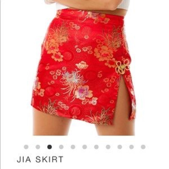 *SOLD*AREYOUAMI Jia Skirt XS In Red*SOLD* - Picture 3 of 5